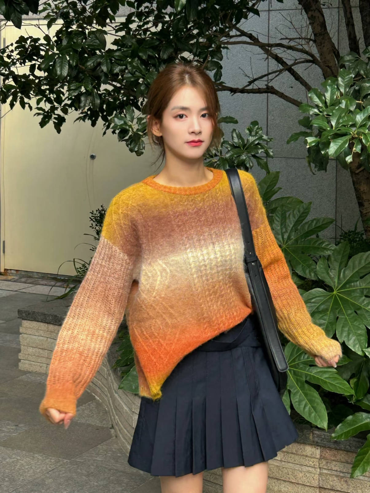 陈昊宇落日针织 × 百褶裙裤公开私服照片